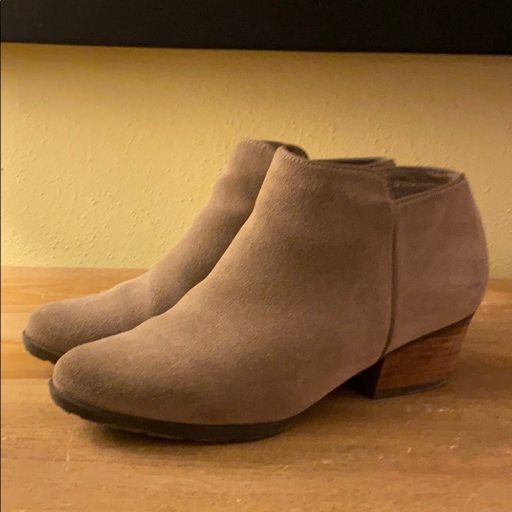 Blondo Waterproof Boots